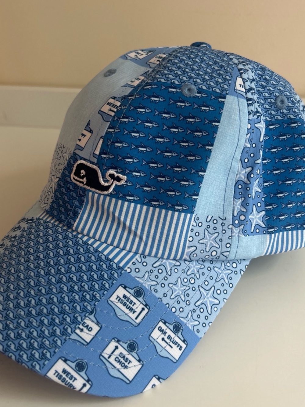 NEW Vineyard Vines Patchwork Whale Baseball Cap Light & Navy Blue - Picture 3 of 6